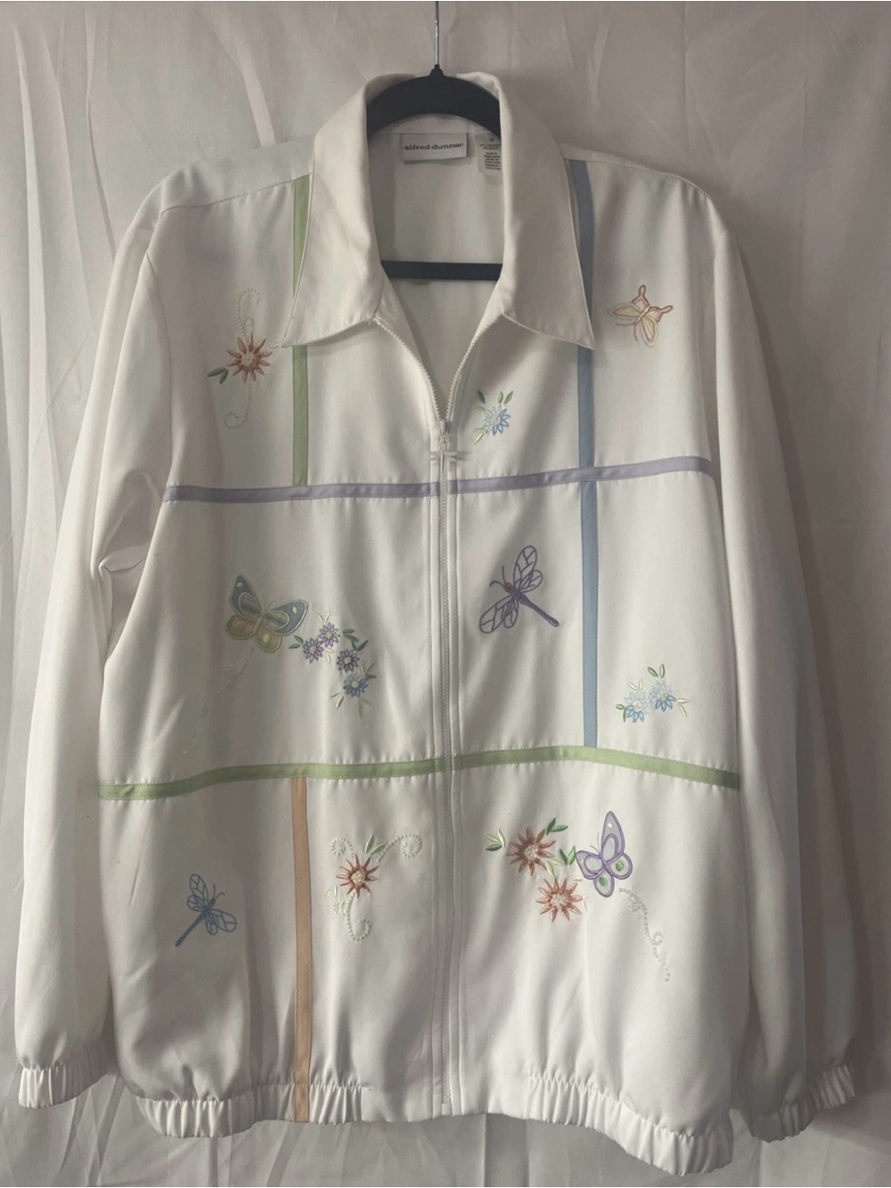 Vintage Alfred Dunner White Bomber Jacket with Pastel Embroidery Size 18